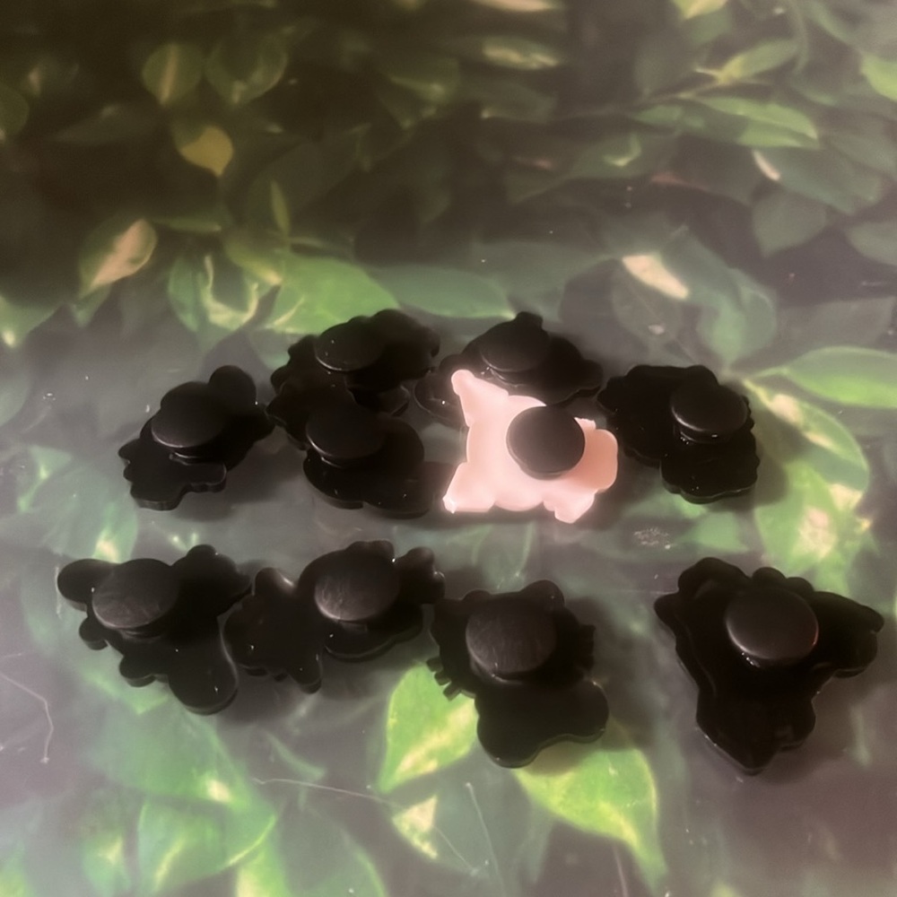 10 Hello Kitty Croc Charms Jibbit Shoe Charm - Picture 6 of 6